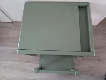 Mooi tafel en stoeltje kinderkamer H&M Home beschikbaar voor biedingen