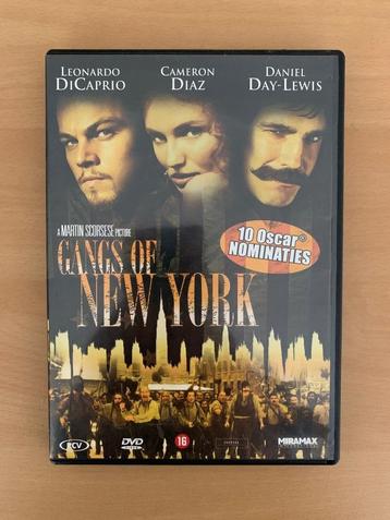 Lot DVD's beschikbaar voor biedingen