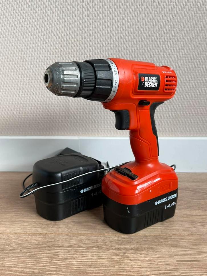 Black&Decker Accuboor (2x 14,4V accu), Doe-het-zelf en Verbouw, Gereedschap | Boormachines, Zo goed als nieuw, Boor- en Schroefmachine