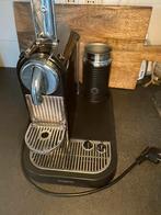 Nespresso Magimix (lekt) met werkende melkopschuimer, Witgoed en Apparatuur, Koffiezetapparaten, Ophalen, Gebruikt, Espresso apparaat