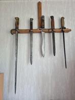 Antieke Bajonetten - 5 stuks, Verzamelen, Ophalen, Landmacht, Nederland