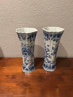 2 Delfs blauwe vazen 6 zijden, Antiek en Kunst, Ophalen