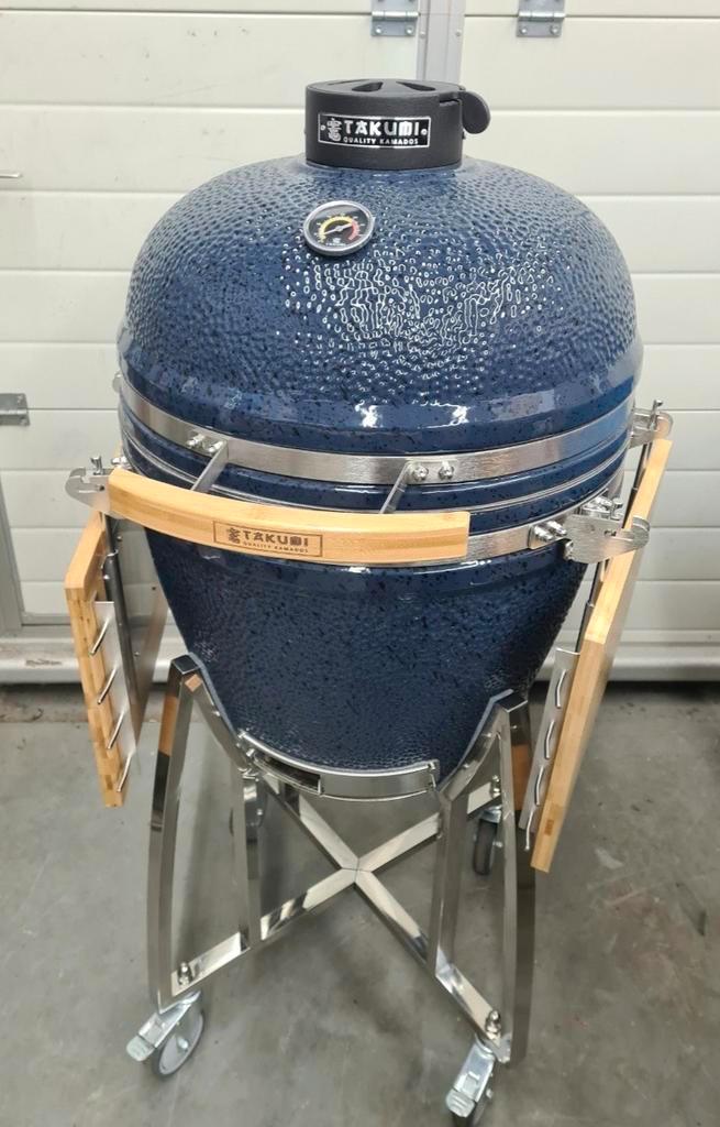 Takumi bbq 21 inch(large)+ accessoires paket,NIEUW!!, Tuin en Terras, Houtskoolbarbecues, Nieuw, Ophalen