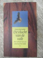 De vlucht van de valk - boek - roman - Elaine McCarthy, Ophalen of Verzenden, Zo goed als nieuw, Elaine McCarthy