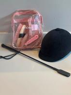 Zweep + helm + borstelset paarden, Ophalen of Verzenden, Zo goed als nieuw, Overige soorten