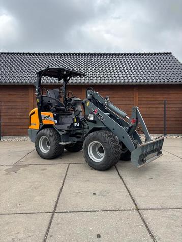 Giant g2500hd 280uur ! beschikbaar voor biedingen