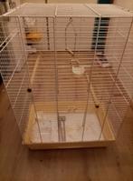 Vogelkooi met attributen, Ophalen, Gebruikt, Metaal, Vogelkooi