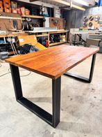 Pronto teakhouten tafel met metalen onderstel, Huis en Inrichting, Tafels | Eettafels, Ophalen, Gebruikt, Teakhout, 50 tot 100 cm