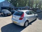 Hyundai I30 CW 1.6i Dynamic automaat , airco, 1591 cc, 122 pk, 14 km/l, I30