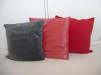 4 Kussens Kussen in Blauwgrijs Rood Glansrood - per stuk, Ophalen of Verzenden, Zo goed als nieuw, Rood, Vierkant