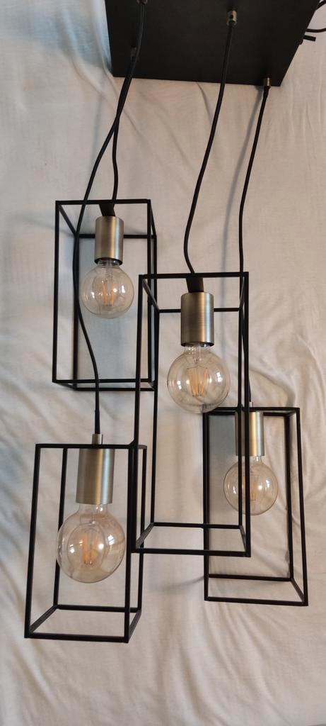 Moderne hanglamp Vani met 4 lampen, Huis en Inrichting, Lampen | Hanglampen, Zo goed als nieuw, 75 cm of meer, Metaal, Ophalen of Verzenden