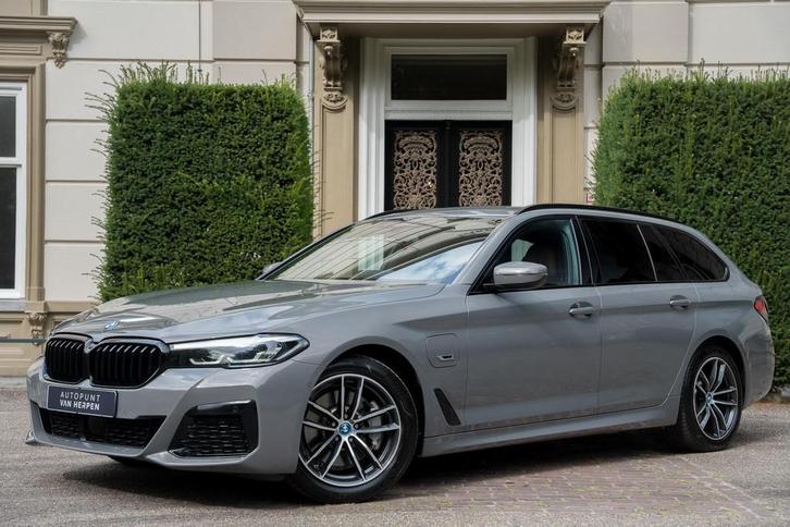 BMW 5-serie Touring 530e xDrive M-Sport ADAPTIVE | KEYLESS |, Auto's, BMW, Bedrijf, Te koop, 5-Serie, 4x4, ABS, Achteruitrijcamera