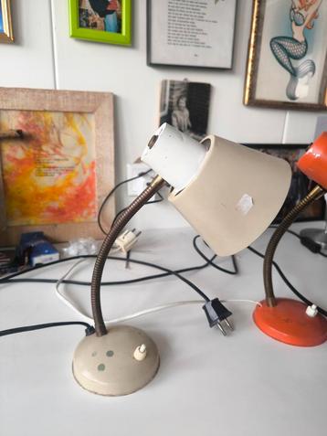2 x vintage burolampje beschikbaar voor biedingen