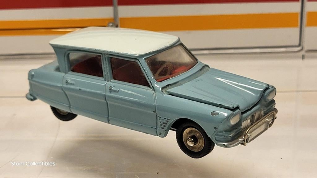 Dinky Toys - 1:43 - AMI 6 Citroën ref. 557 - Made in France - Catawiki