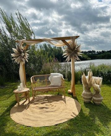 Bruiloft styling te huur | Backdrop | Trouwbankje | Decorati beschikbaar voor biedingen