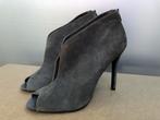 Steve Madden high heels mt 41 suede leer grijs, Ophalen, Zo goed als nieuw, Grijs