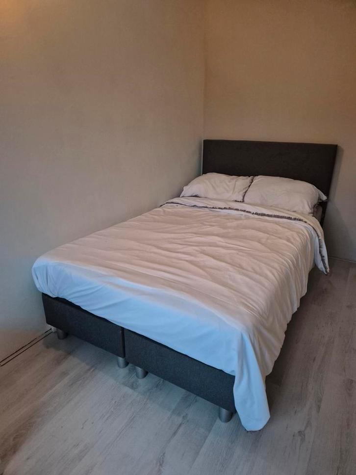 Boxspring 1.20 cm breed 2.00 cm lang, Huis en Inrichting, Slaapkamer | Boxsprings, Tweepersoons, Ophalen