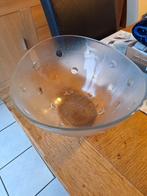 Glazen fruitschaal, met leuk motief op het glas. ZGAN, Ophalen of Verzenden, Zo goed als nieuw, Rond, Glas