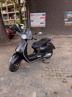 Vespa GTS 300 Super Sport, Motoren, Motoren | Piaggio, Scooter, 300 cc, Particulier, Minimaal motorrijbewijs A2
