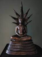 Grote bronzen Boeddha onder naga – 56 cm hoog, ca. 10 kg, Huis en Inrichting, Ophalen of Verzenden, Gebruikt