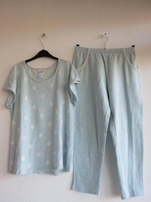 Pill pyjama lichtblauw met stippen maat 40, Kleding | Dames, Pyjama's, Zo goed als nieuw, Maat 38/40 (M), Ophalen of Verzenden