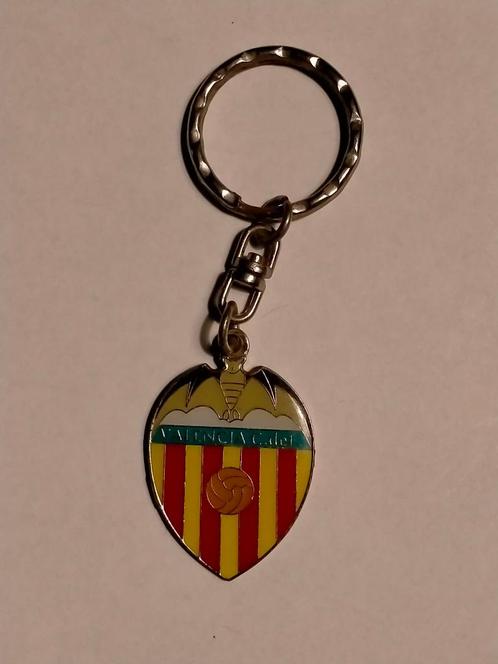 Valencia C. de F. voetbal vintage sleutelhanger club Spanje, Verzamelen, Sportartikelen en Voetbal, Gebruikt, Verzenden