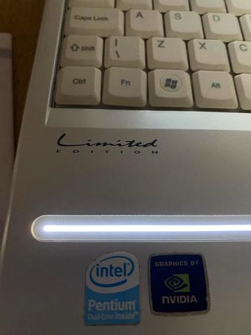 Packard Bell Ares GM2w limited Edition beschikbaar voor biedingen