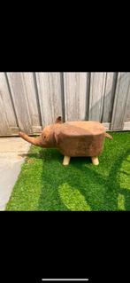 Poef olifant/ kruk voor kinderen bruin grijs: ZGAN, Huis en Inrichting, Ophalen of Verzenden, Zo goed als nieuw, Hout