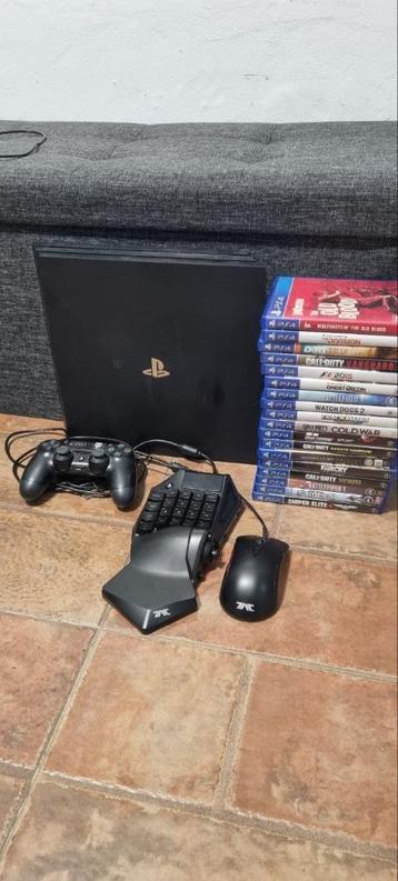Sony PlayStation 4 Pro 1TB | 18 Games aangeboden beschikbaar voor biedingen