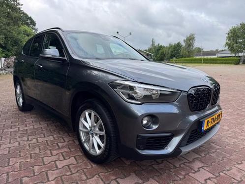 BMW X1 18i SDRIVE EXECUTIVE/NAV/PDC/LMV/APK (bj 2019), Auto's, BMW, Bedrijf, Te koop, X1, ABS, Airbags, Airconditioning, Alarm