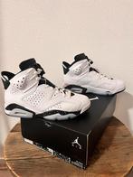 Air Jordan Reverse Oreo, Wit, Nieuw, Ophalen of Verzenden, Sneakers of Gympen