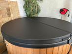 Nieuwe comfortabele 8 persoons Hottub met externe kachel, Ophalen, Nieuw