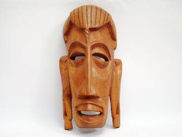 Afrika - masker - houtsnijwerk beschikbaar voor biedingen
