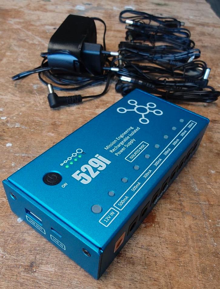 Mission engineering power supply voor gitaar effecten, Muziek en Instrumenten, Effecten, Zo goed als nieuw, Ophalen