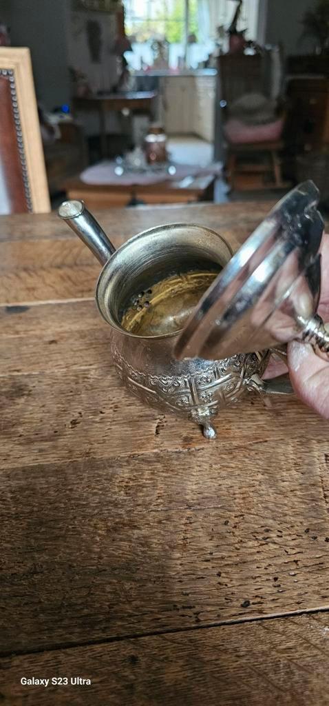 Antiek theepotje met 5 servetringen, Antiek en Kunst, Antiek | Goud en Zilver, Ophalen of Verzenden