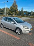 Fiat Punto 1.4 3DR 2012 Grijs, Auto's, Fiat, Voorwielaandrijving, 4 cilinders, 400 kg, Handgeschakeld