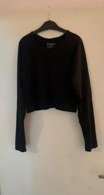 Zwarte croptop van de Workout. Maat M beschikbaar voor biedingen