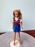 VINTAGE Skipper, Mattel 1977 met ‘Get Ups & Go’ fashion set, Verzamelen, Ophalen of Verzenden, Zo goed als nieuw, Kleertjes