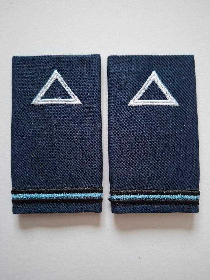 Setje klu rangen adjudant vliegeropleiding, Verzamelen, Militaria | Algemeen, Landmacht, Embleem of Badge, Nederland, Ophalen of Verzenden