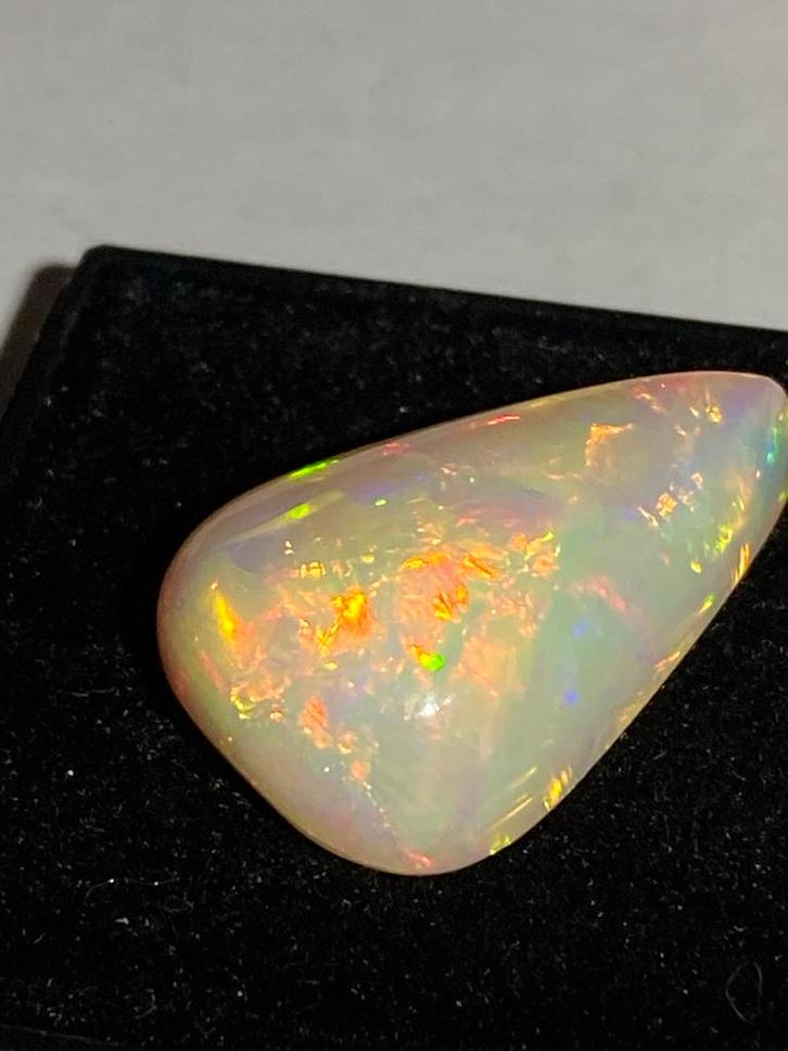 Opaal Edelsteen - 21 ct Prachtige Kleuren!, Sieraden, Tassen en Uiterlijk, Edelstenen, Zo goed als nieuw, Ophalen of Verzenden