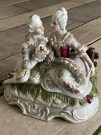 Leuk porceleinen beeldje, Antiek en Kunst, Antiek | Porselein, Ophalen of Verzenden