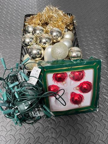 Kerstballen beschikbaar voor biedingen