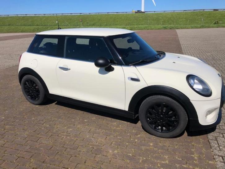 Mini ONE 2015 black edition, Auto's, Mini, Particulier, One, ABS, Airbags, Airconditioning, Bluetooth, Boordcomputer, Centrale vergrendeling
