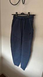 Nike joggingbroek xs blauw, Kleding | Heren, Sportkleding, Blauw, Ophalen of Verzenden, Gedragen, Algemeen
