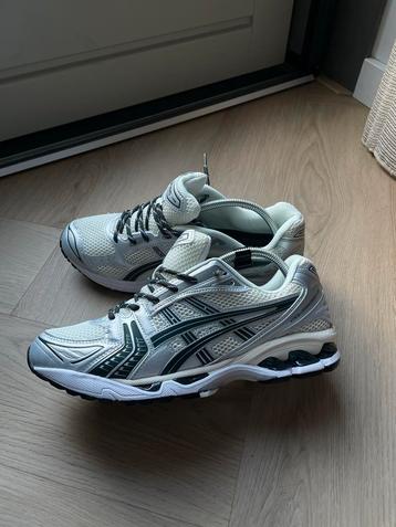 ASICS Gel-Kayano 14 Kith Cream Scarab - Maat 45 (43/44) beschikbaar voor biedingen