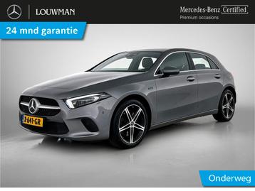 Mercedes-Benz A-Klasse 250 e Premium Plus | Panoramadak | 5  beschikbaar voor biedingen