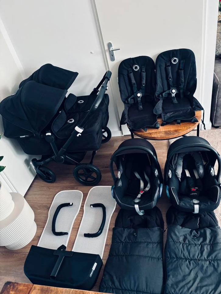 Bugaboo Donkey 3 Twin met maxicosi’s, Kinderen en Baby's, Tweelingen en Meerlingen, Zo goed als nieuw, Kinderwagen of Buggy, Ophalen of Verzenden