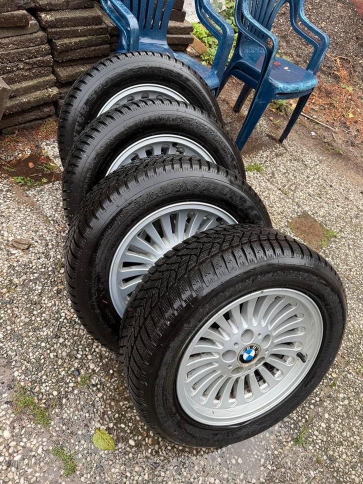 ZGAN set DUNLOP winterbanden op velgen BMW - zaten op E39, Auto-onderdelen, Banden en Velgen, Banden en Velgen, Winterbanden, 16 inch
