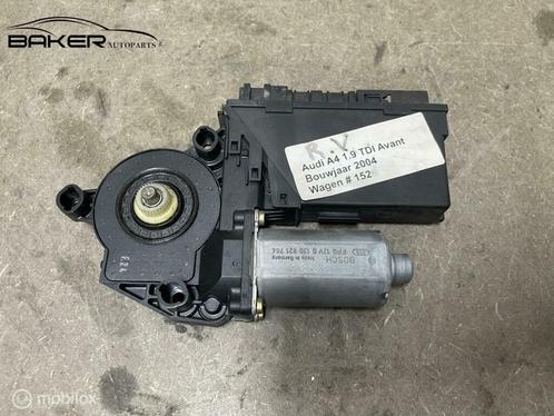 Raammotor rechtsvoor Audi A4 B6 ('01-'04) 8E1959802B, Auto-onderdelen, Ruiten en Toebehoren, Audi, Gebruikt, Ophalen of Verzenden