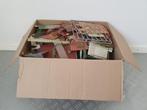 Doos vol restanten van H0 bouwpakketten zie foto's t.e.a.b., Hobby en Vrije tijd, Modeltreinen | H0, Overige merken, Gebruikt